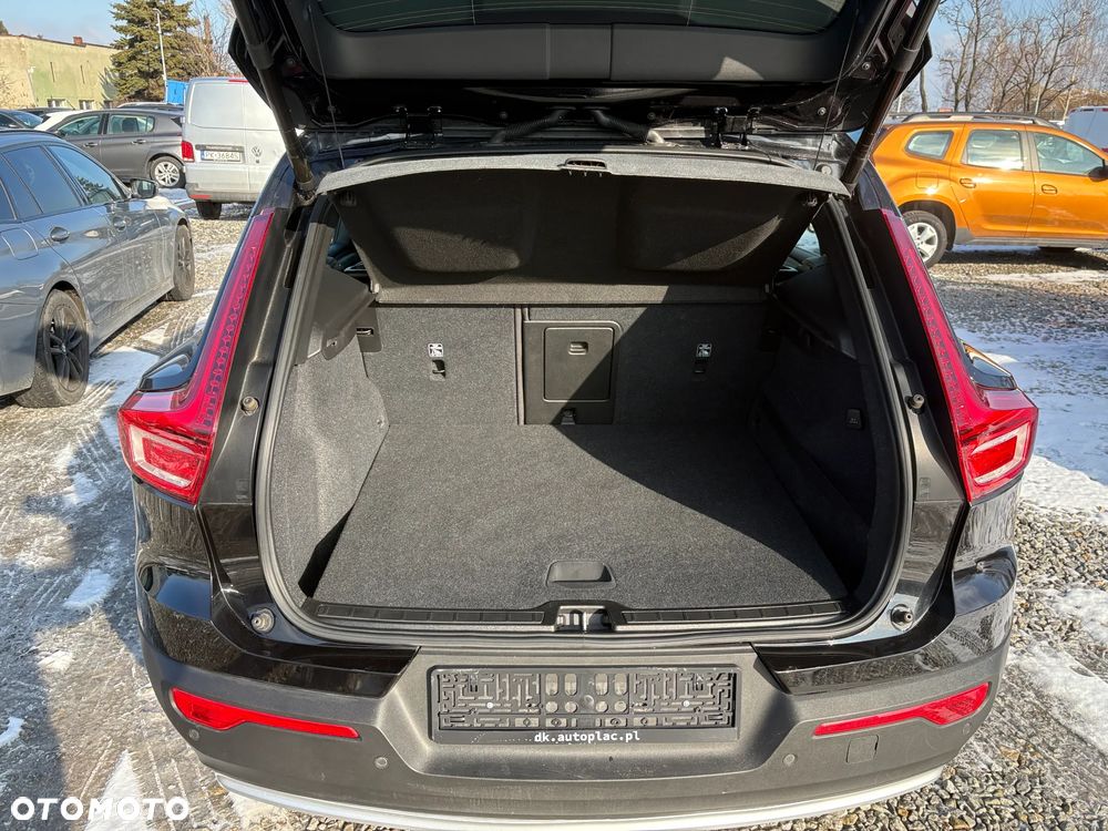 Volvo XC 40 D3 Momentum Pro - 21