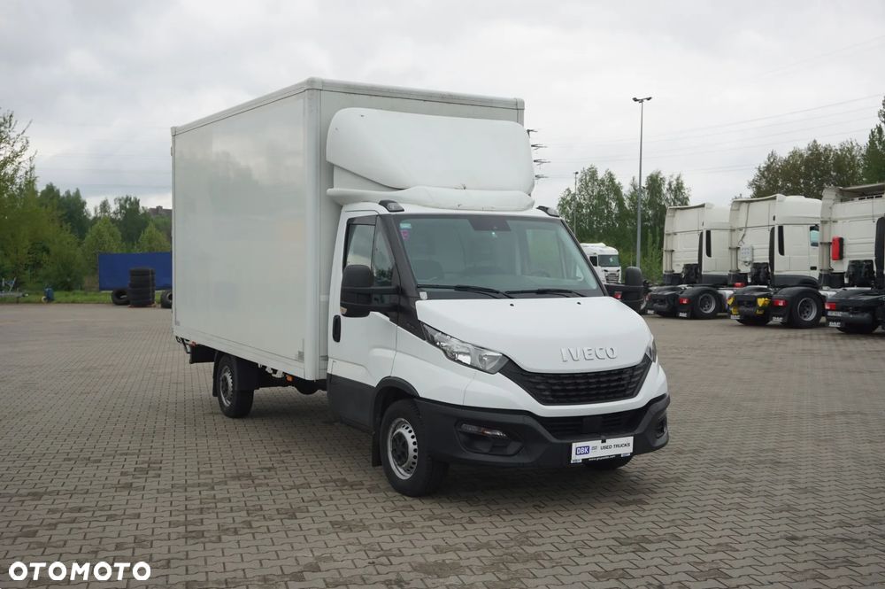 Iveco Daily 35s14 kontener meblowy - 2