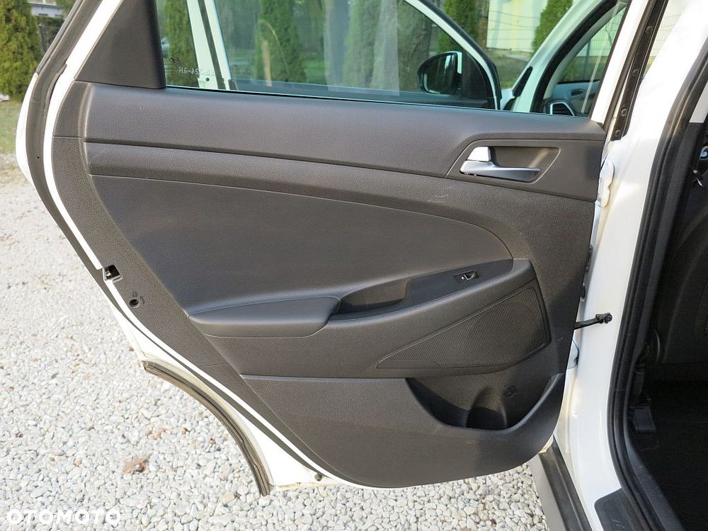 Hyundai Tucson - 16
