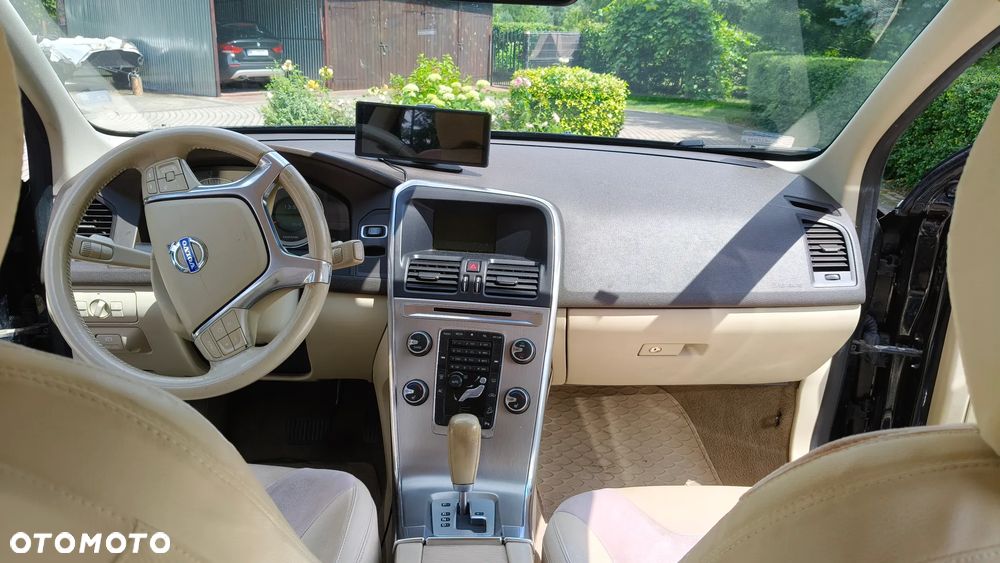 Volvo XC 60 D5 AWD Momentum - 13