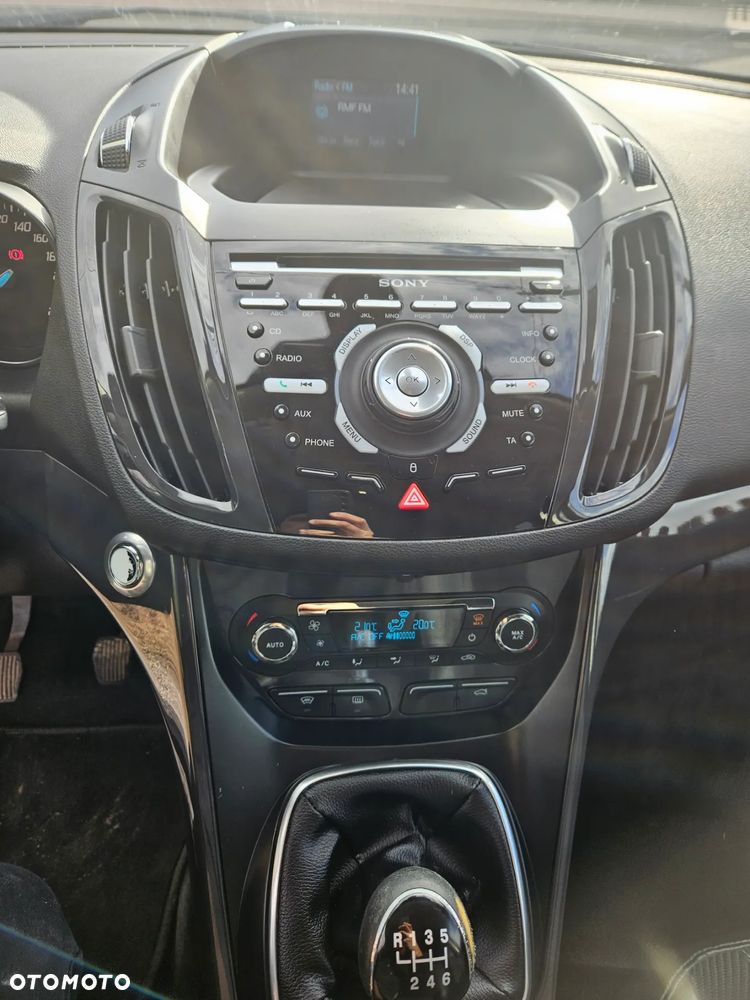 Ford Kuga - 14