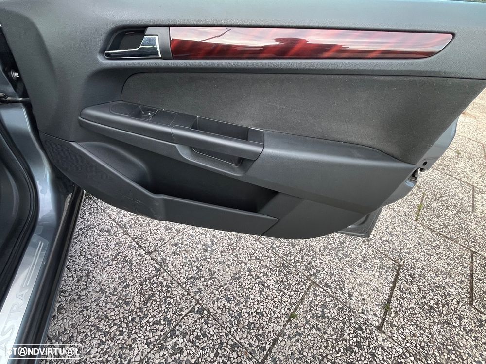 Opel Astra 1.7 CDTi Elegance - 25