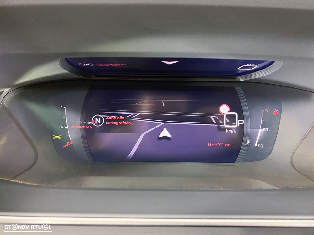 Peugeot 2008 1.2 PureTech Allure Pack EAT8 - 11