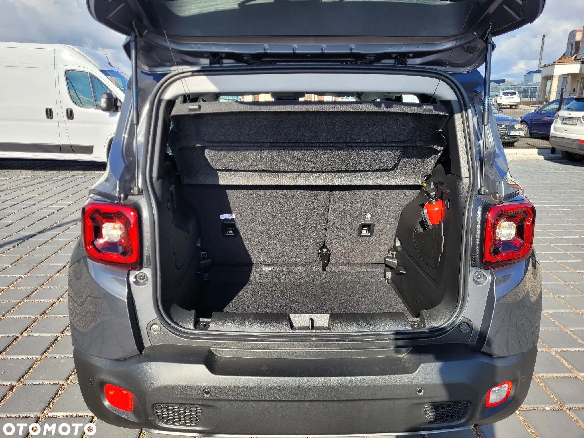 Jeep Renegade 1.5 T4 mHEV Altitude FWD S&S DCT - 10