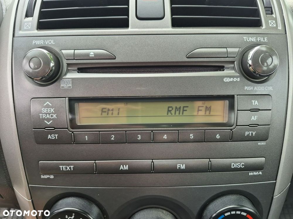 Toyota Corolla - 14