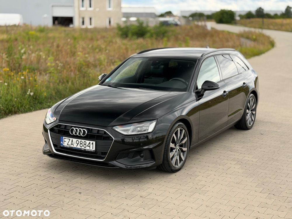 Audi A4 Avant 35 TDI S tronic S line - 29