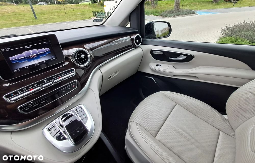 Mercedes-Benz Klasa V 250 d 4-Matic Avantgarde 7G-Tronic (d³ugi) - 15