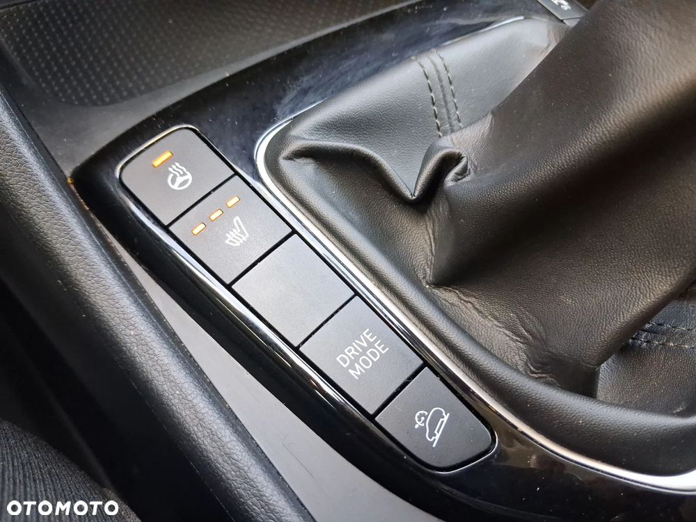 Hyundai Tucson 1.6 T-GDi Smart 2WD - 21