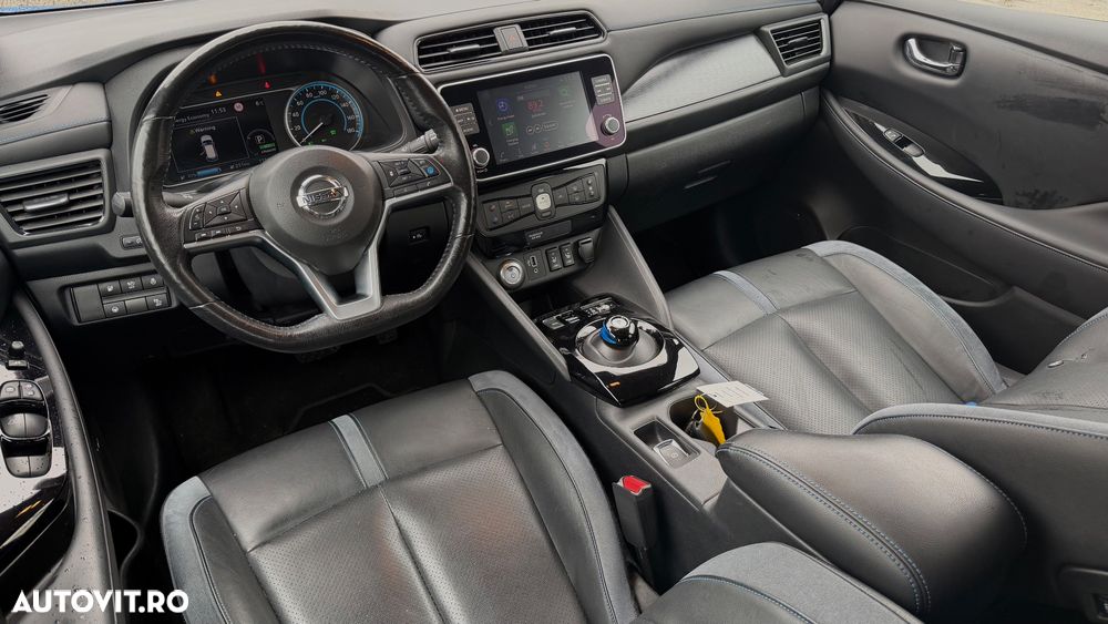 Nissan LEAF 40 kWh Tekna - 9