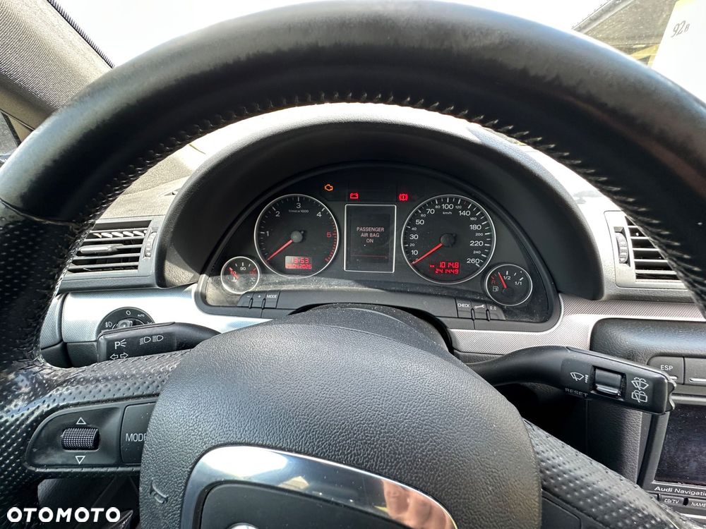 Audi A4 Avant 2.0 TDI DPF Quattro - 6