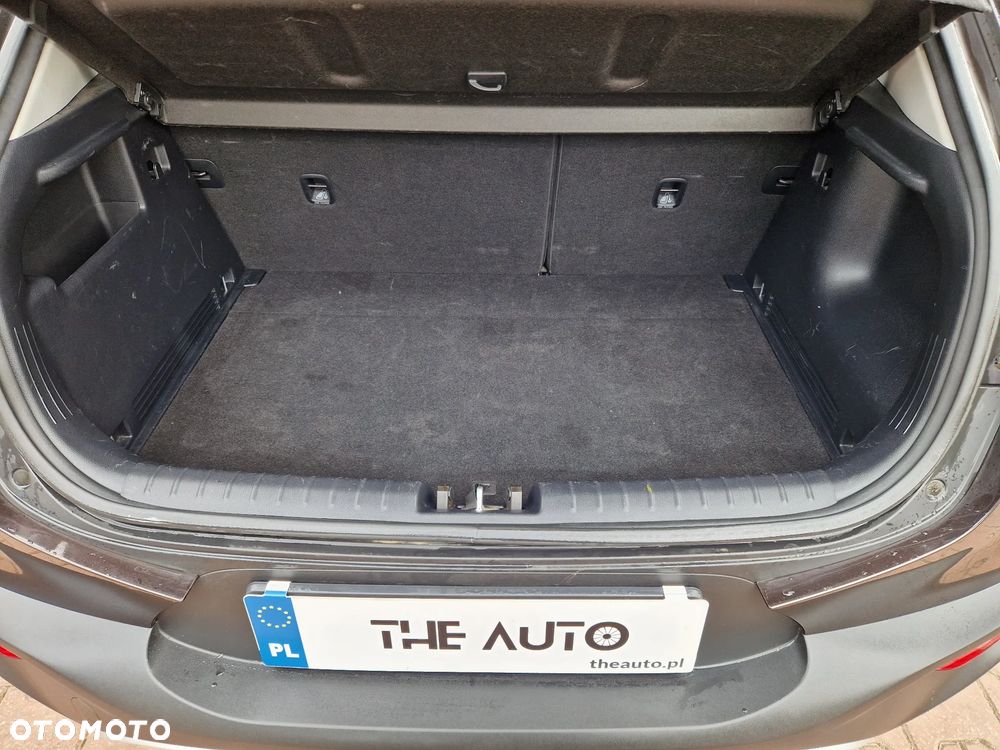 Kia Stonic 1.4 L - 13