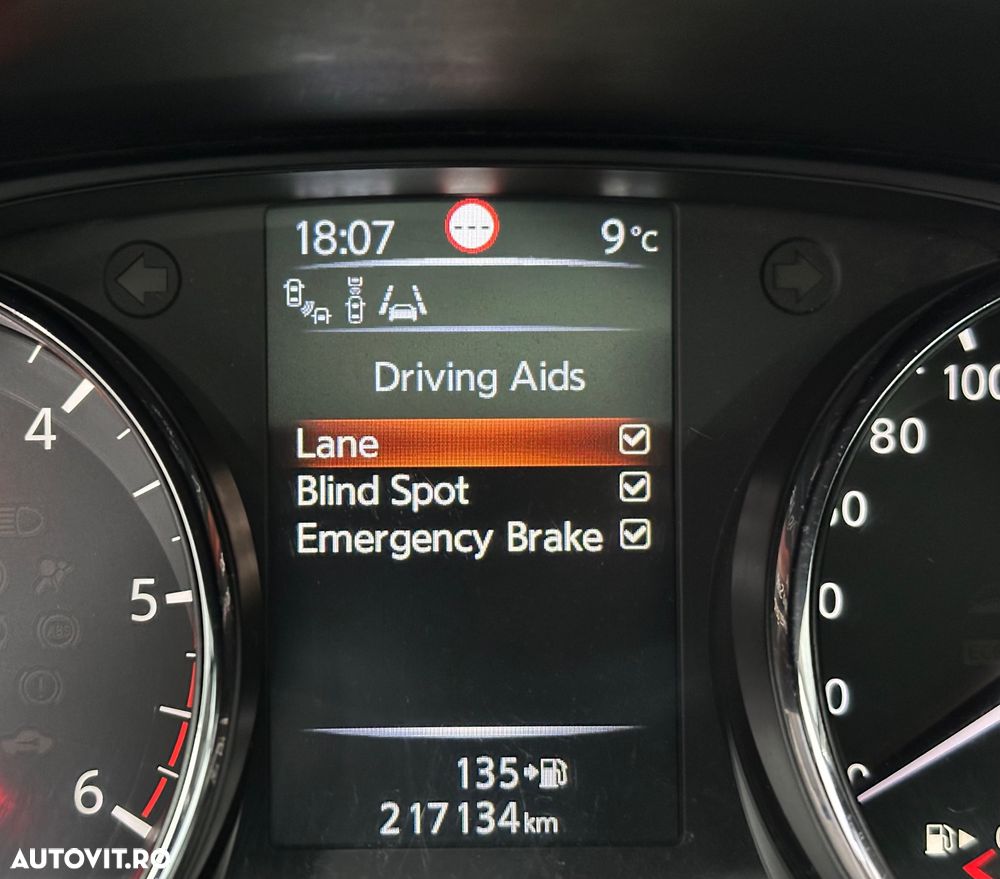 Nissan Qashqai 1.6 DCI 4 x 4 DPF tekna - 15