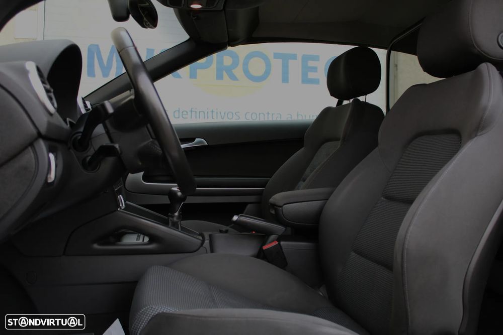 Audi A3 Cabrio 1.6 TDi Sport - 6