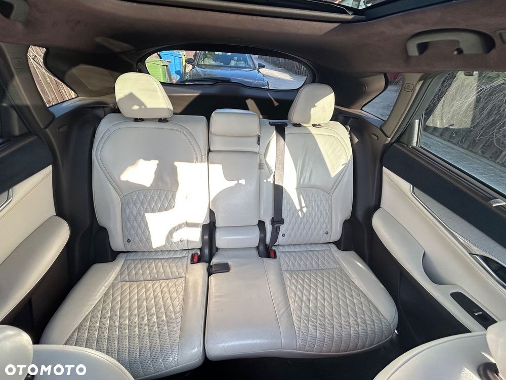 Infiniti Q50 - 12