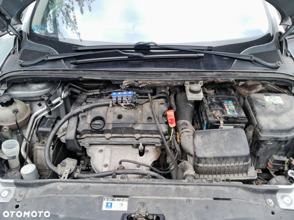 Silnik Citroen PEUGEOT 307 01-05r. 1.6 16v NFU (TU5JP4) - 2
