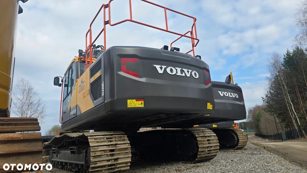 Volvo Ec220 - 11
