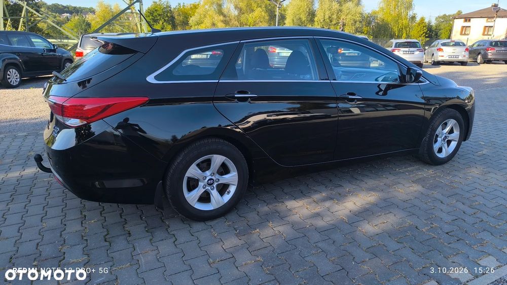 Hyundai i40 Kombi blue 1.6 Space - 9