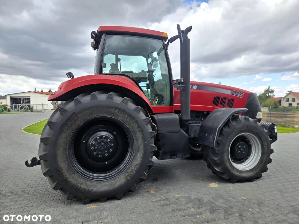 Case IH Magnum 225 2008 Rok, Nie Malowany, Stan Idealny - 9