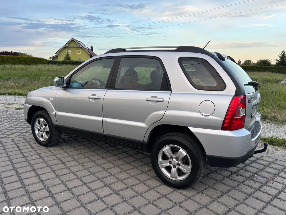 Kia Sportage 2.0 Freedom + - 14