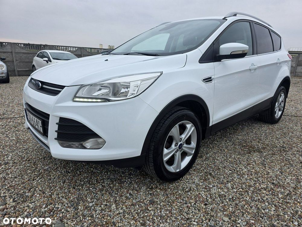 Ford Kuga 2.0 TDCi 2x4 Titanium - 15