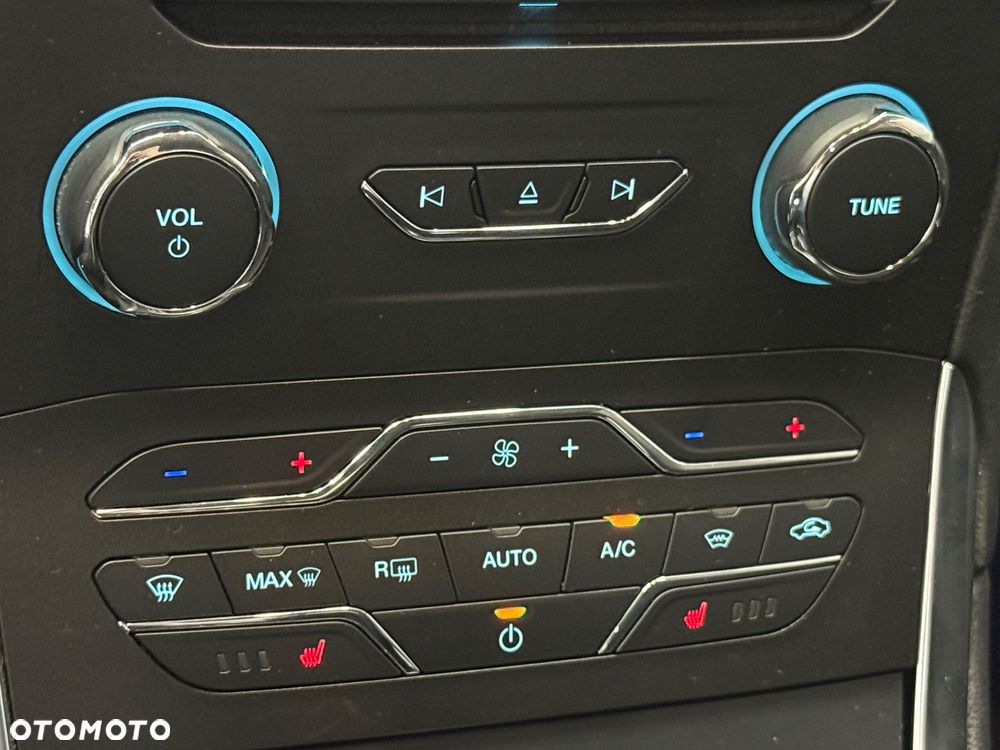 Ford S-Max 2.0 TDCi Titanium PowerShift - 29