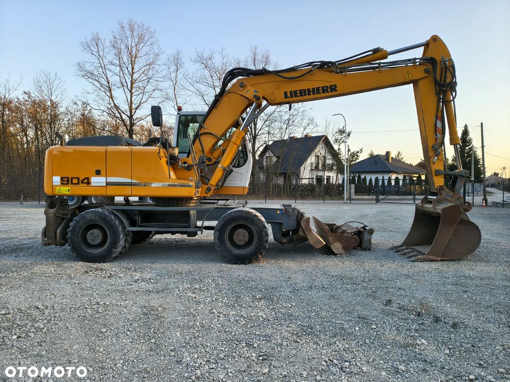 Liebherr A904C Litronic Koparka kołowa - 3
