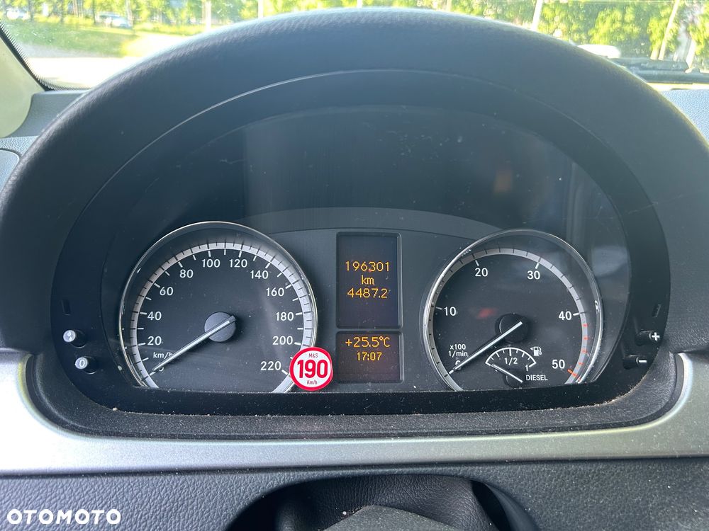 Mercedes-Benz Vito - 8