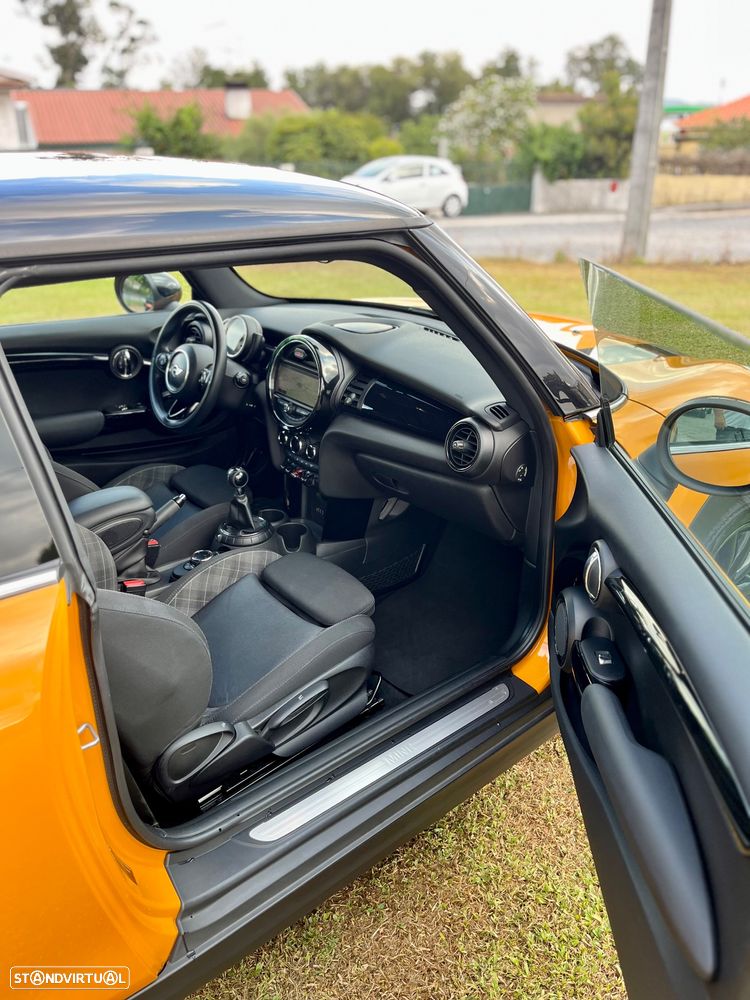 MINI 3 Portas Cooper D - 10