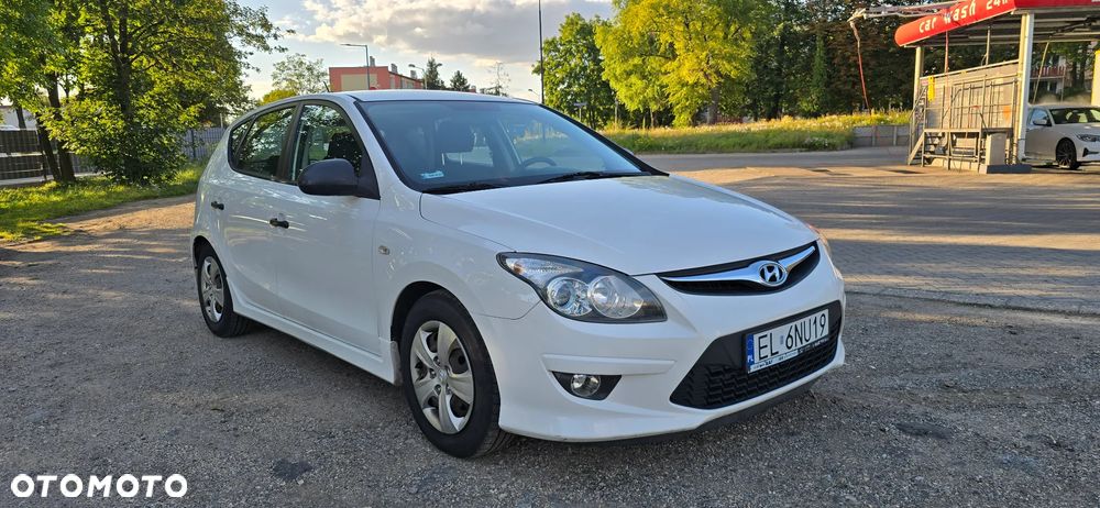 Hyundai i30 1.4 Classic + - 28