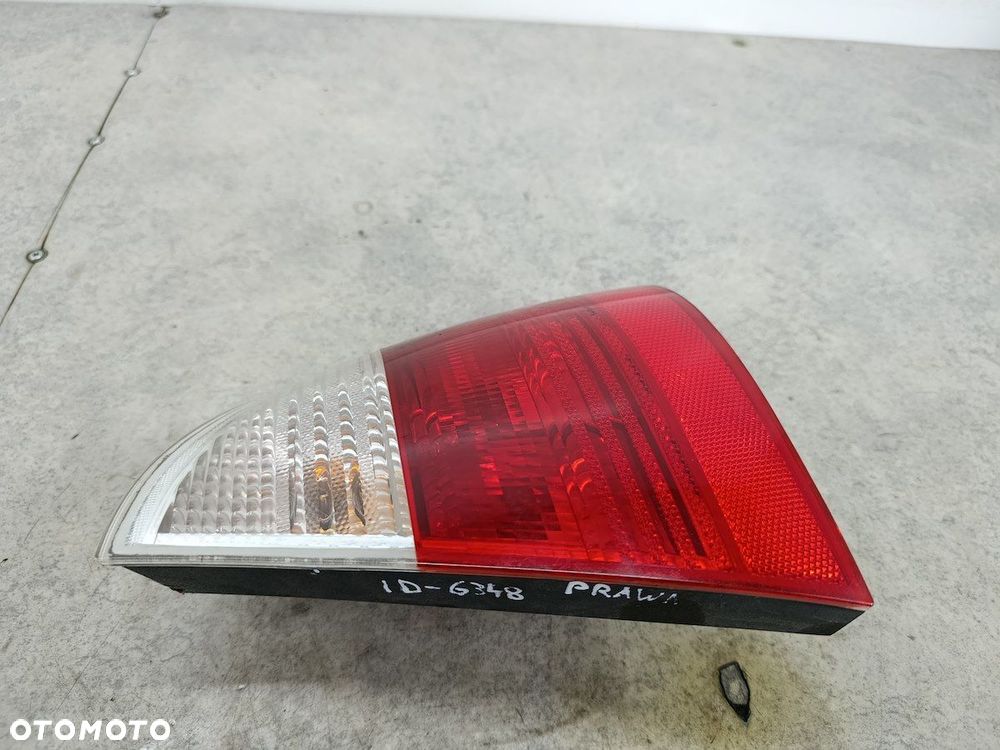 LAMPA TYLNA PRAWA BMW 3 E46 11-A011B KOMBI - 5