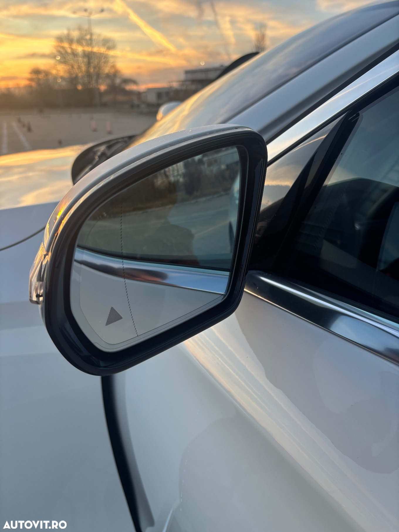 Mercedes-Benz E 220 d 4Matic 9G-TRONIC - 12