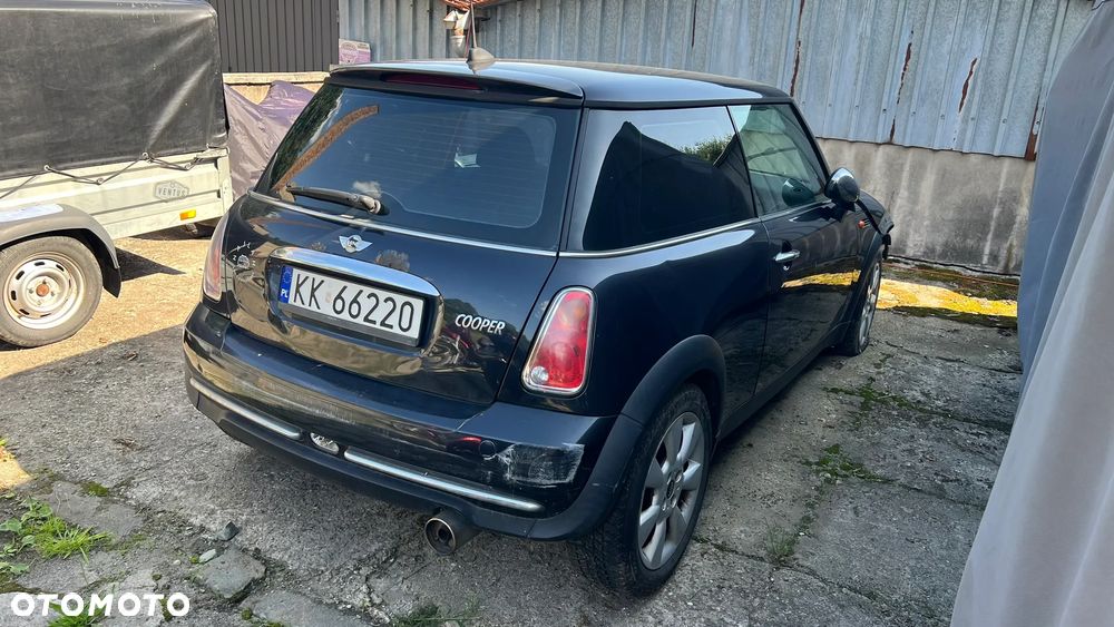 MINI Cooper Standard - 2