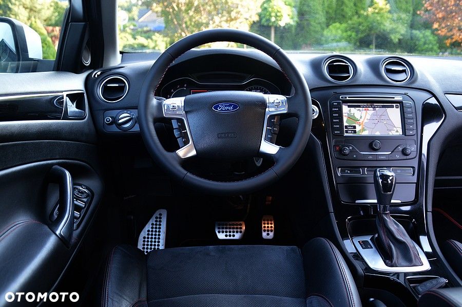 Ford Mondeo 2.0 EcoBoost Titanium S - 27