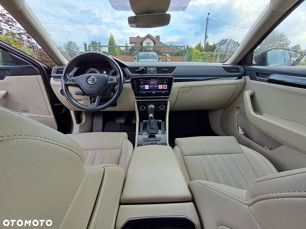 Skoda Superb 2.0 TDI 4x4 L&K DSG - 34