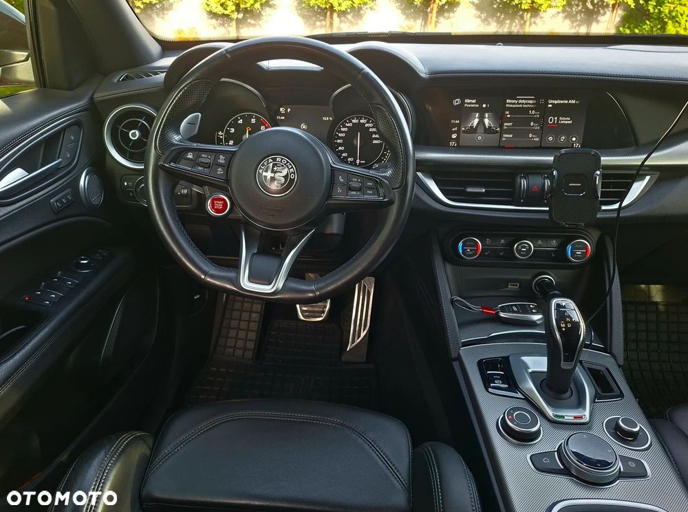 Alfa Romeo Stelvio 2.0 Turbo Veloce Q4 - 10