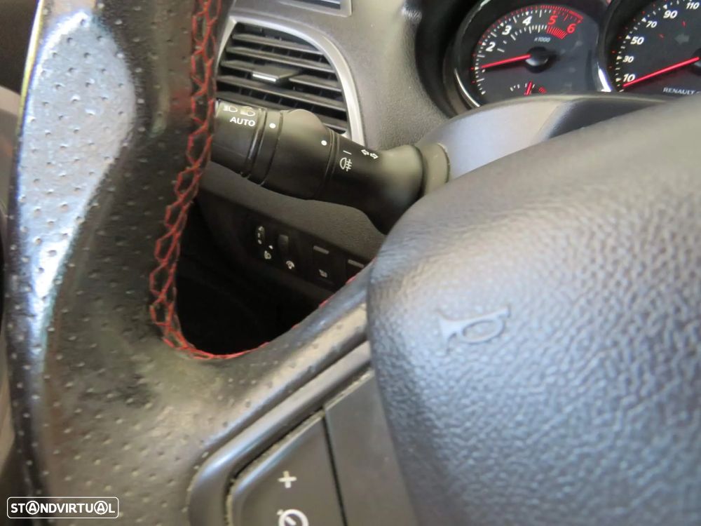 Renault Mégane Sport Tourer 1.5 dCi GT Line - 20