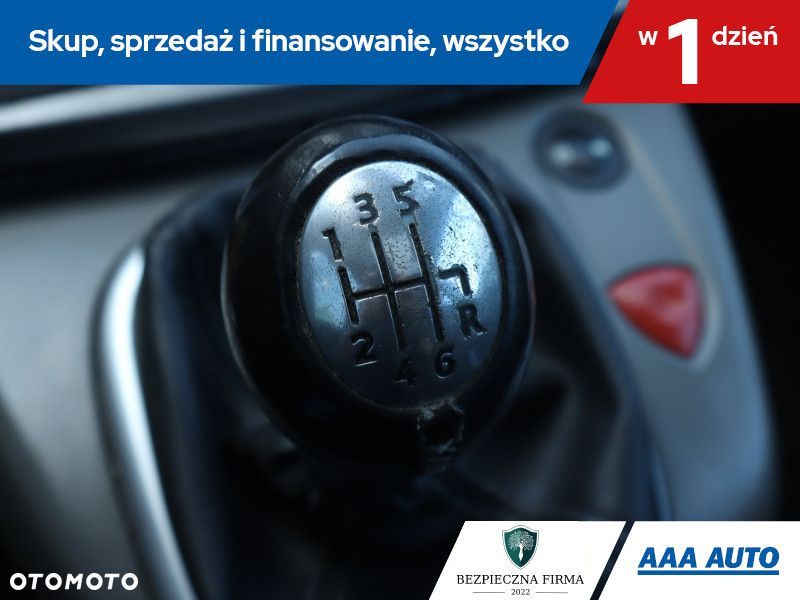 Renault Grand Scenic - 18