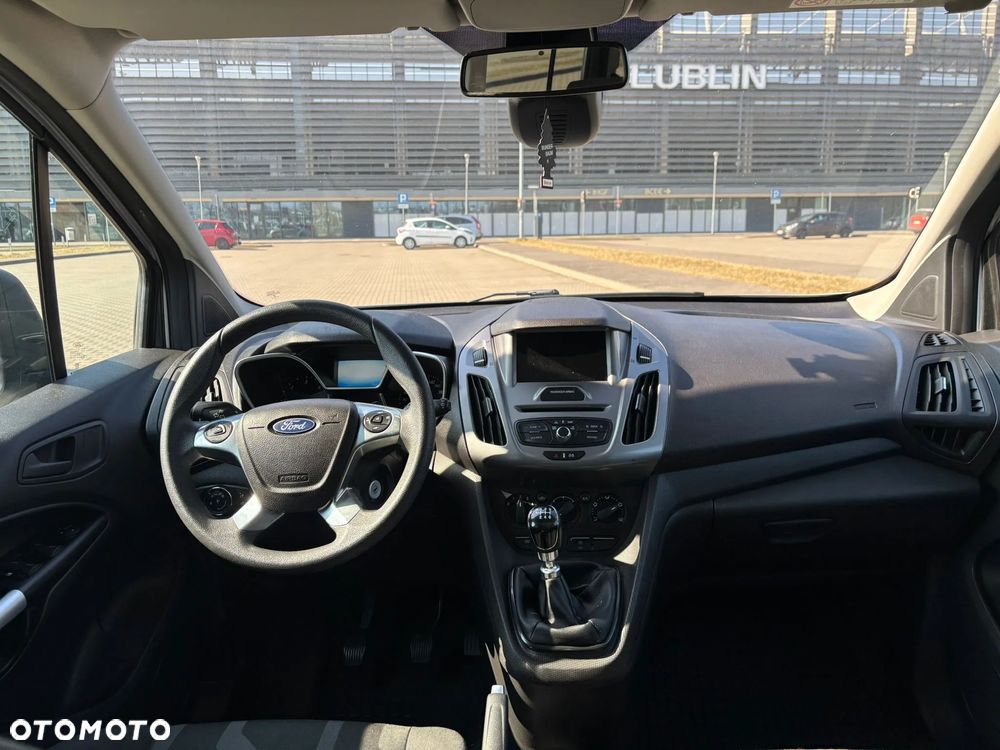 Ford Tourneo Connect Grand - 17