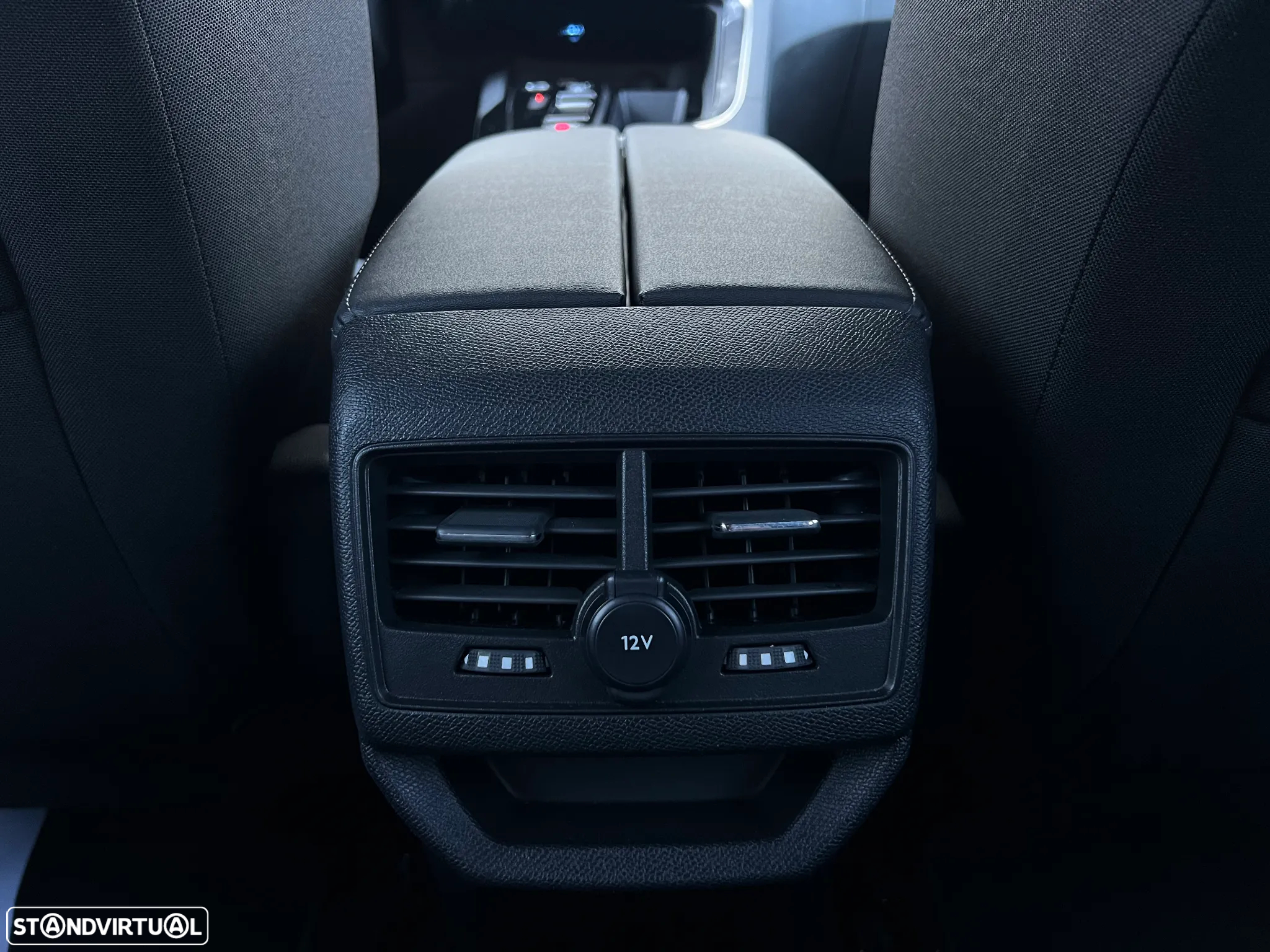 Peugeot 3008 1.2 Hybrid Allure Pack e-DCS6 - 38