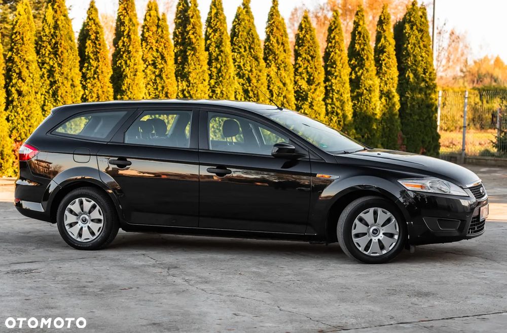 Ford Mondeo 2.0 TDCi Ambiente - 4