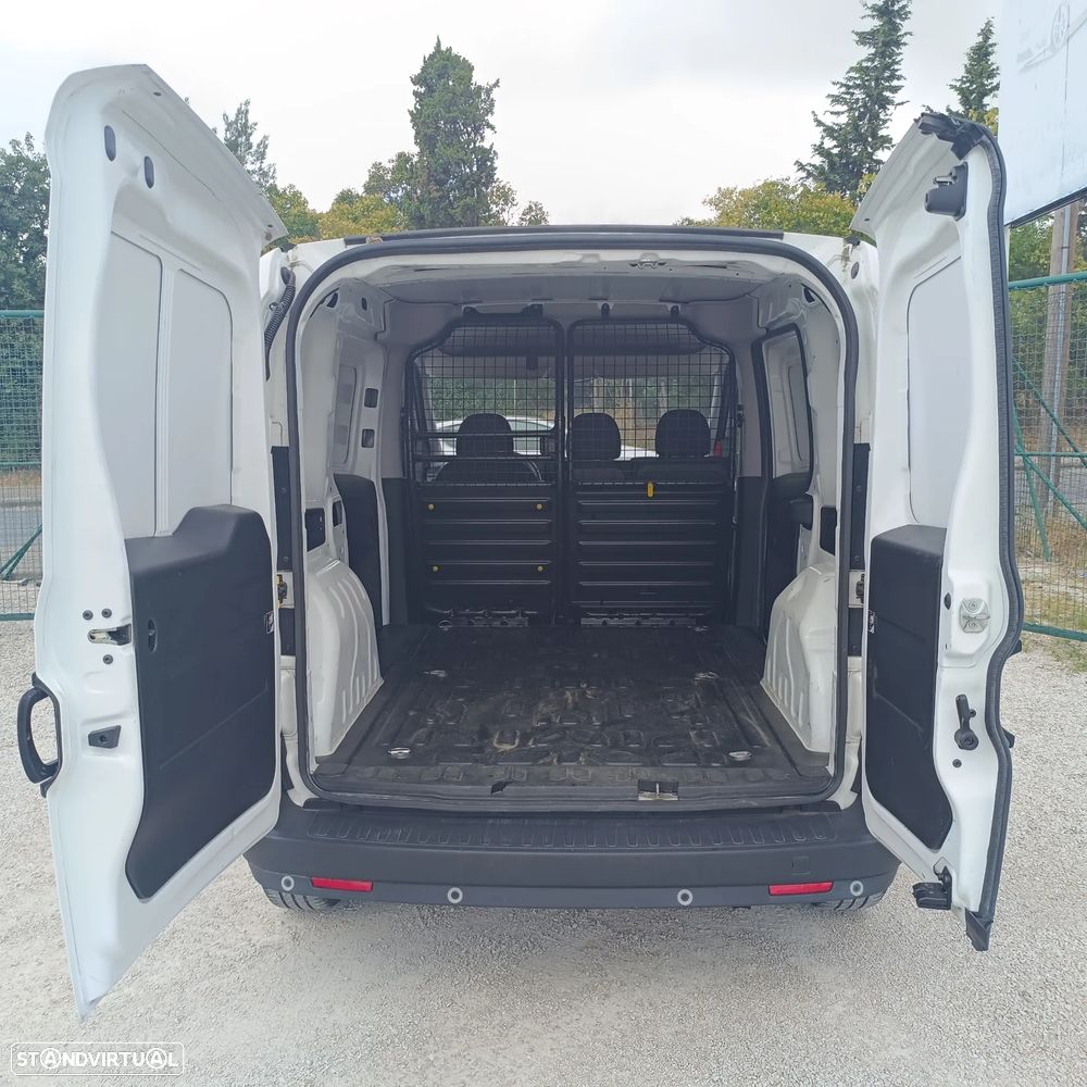 Fiat DOBLO 1.3 MULTIJET 3 LUGARES - 15