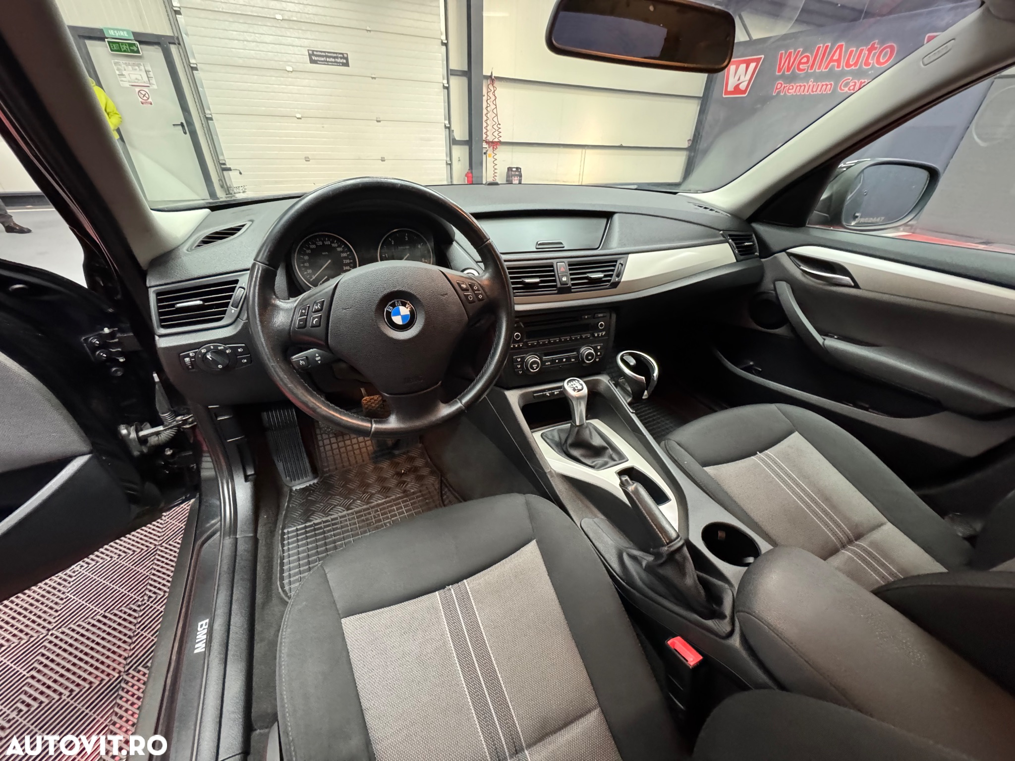 BMW X1 xDrive18d - 10