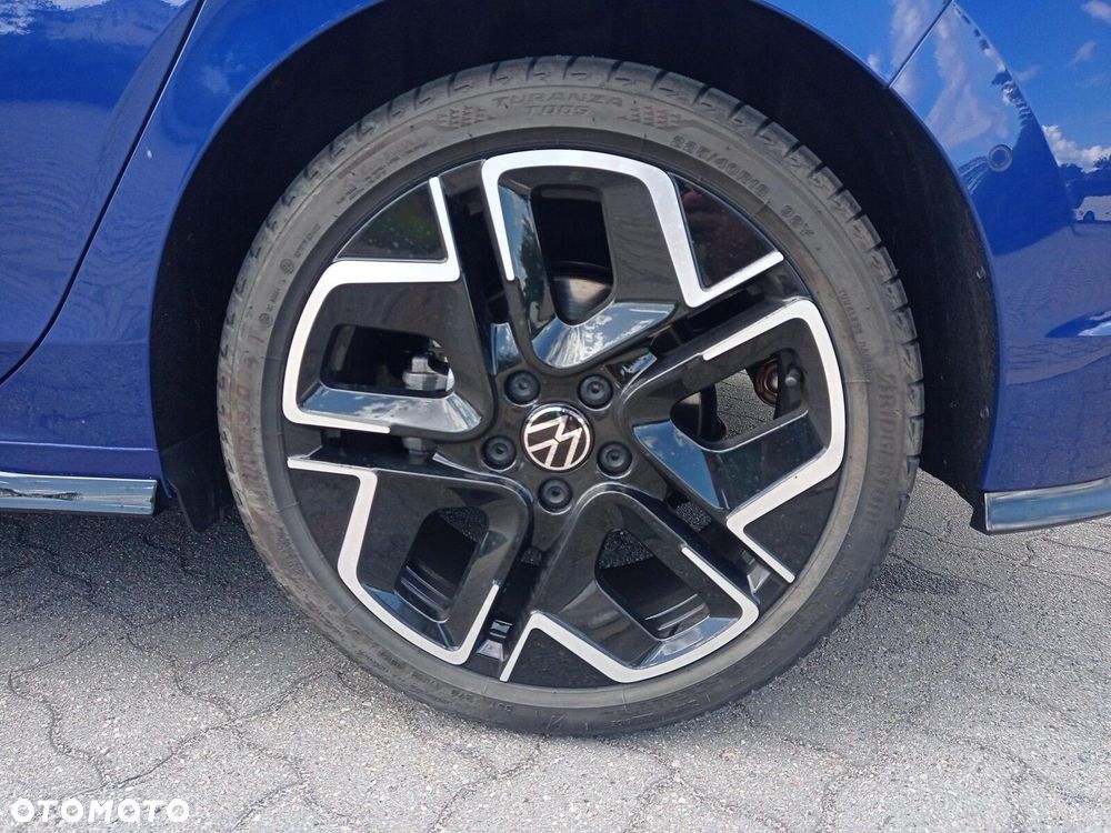 Volkswagen Golf - 18