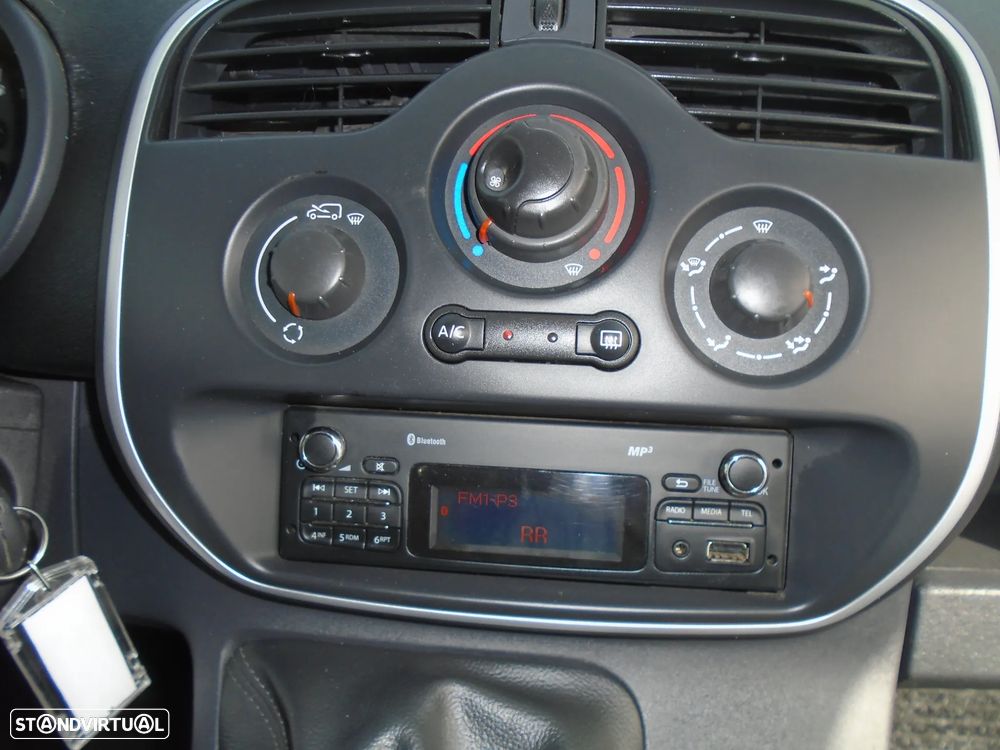 Renault Kangoo 1.5 DCI 3-LUGARES-95 CV-6V- NACIONAL-IVA DEDUTIVEL - 29