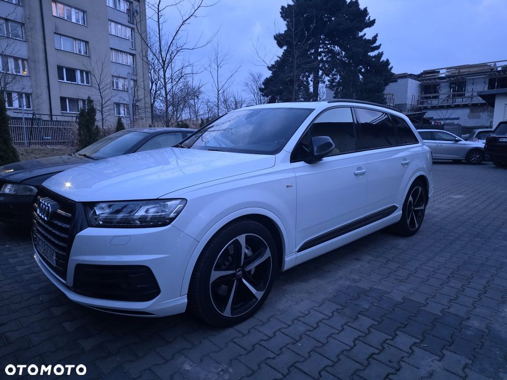 Audi Q7 - 7