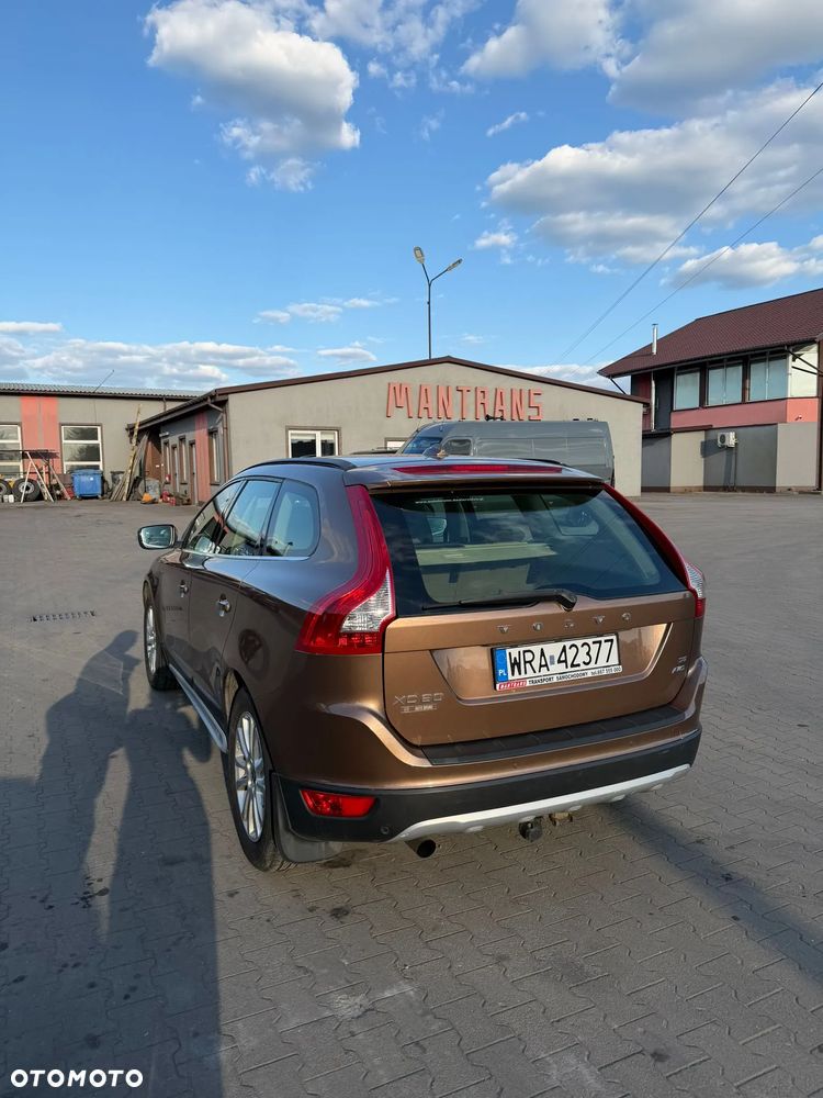 Volvo XC 60 - 4