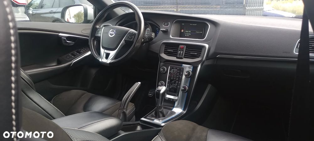 Volvo V40 D2 RDesign - 10