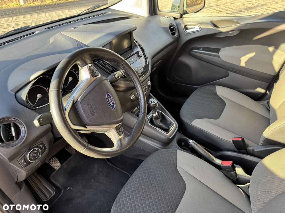 Ford Tourneo Courier 1.5 TDCi Ambiente - 10