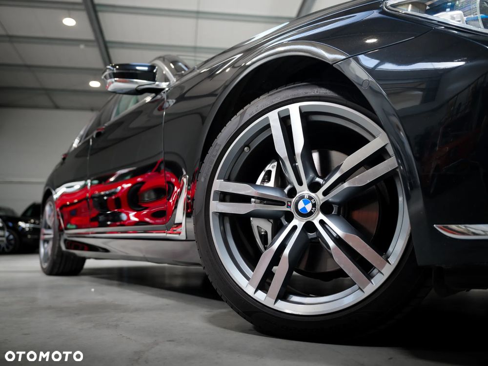 BMW Seria 7 730d xDrive - 13