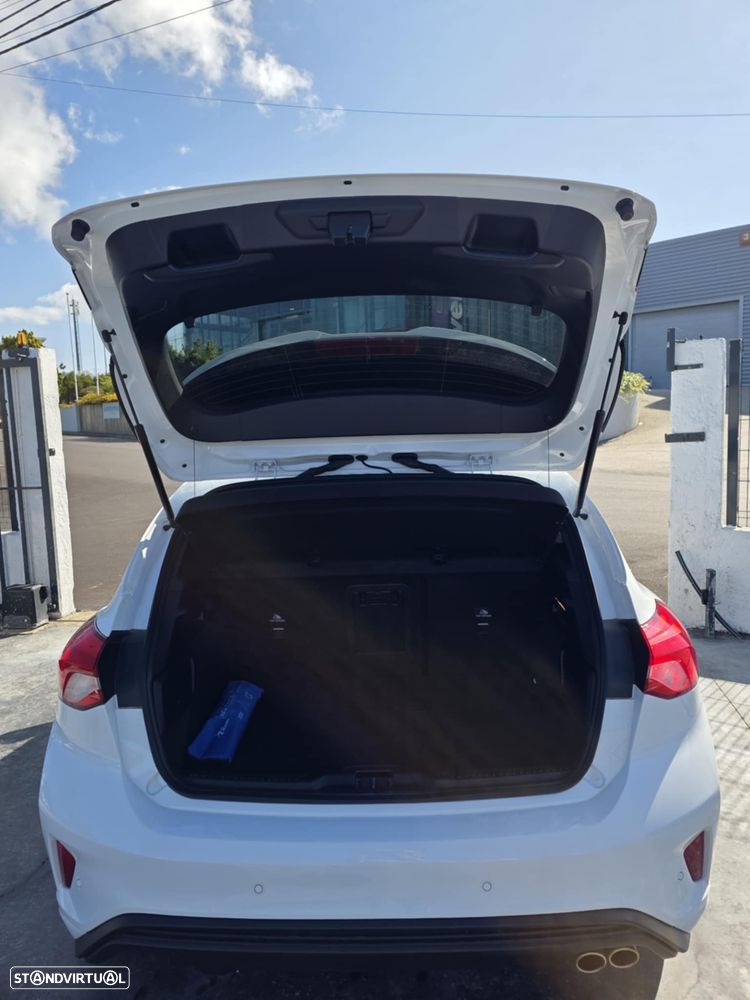 Ford Focus 1.0 EcoBoost MHEV ST-Line - 4